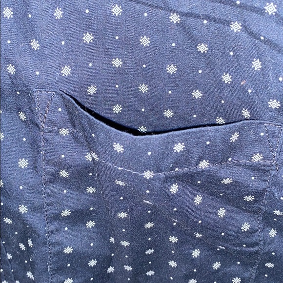 Simply styled (made by Sears ) - Picture 3 of 10